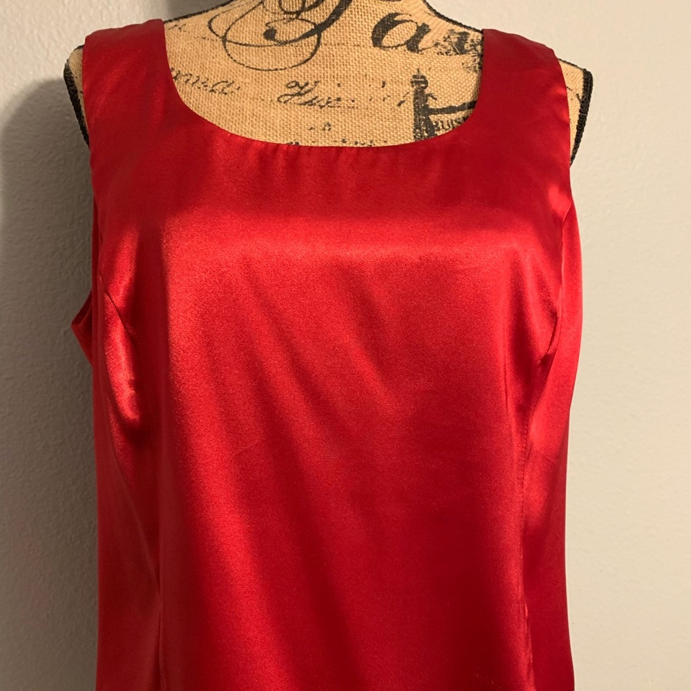 Perceptions New York Red Shell top